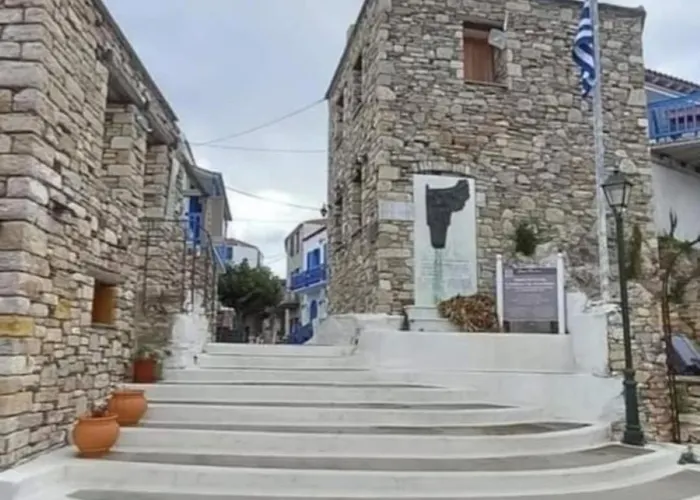 Το Σπίτι Του Παππού Case de vacanță Alónnisos